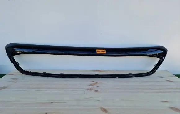 Ford Kuga II Front bumper lower grill GV4417F771V