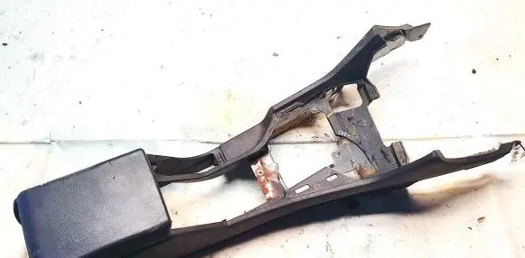 BMW 5 E39 Armrest 81159687