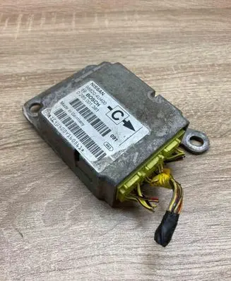 Nissan Almera Tino Airbag control unit/module 988204U400 0285001361 WithPlug