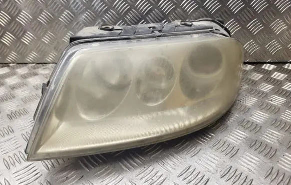 Volkswagen PASSAT B5.5 Headlight/headlamp 3B7941017M