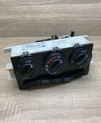 Mercedes-Benz A W168 Climate control unit 1688300485 144299