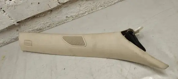 Maserati Levante (A) pillar trim 6700485800
