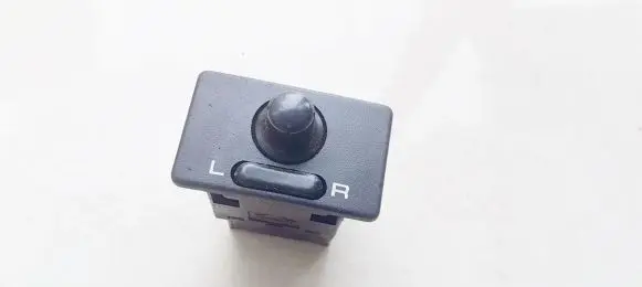 Nissan Almera Wing mirror switch