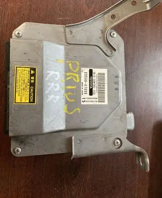 Toyota Prius (XW20) Engine control unit/module 8954047080 16001600 02100210