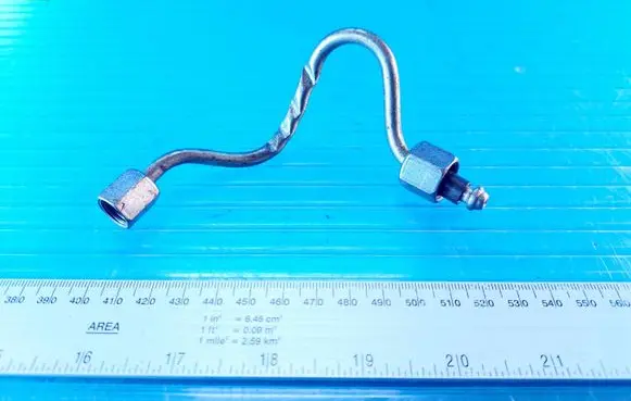 Opel Vectra C Fuel injector supply line/pipe 55188920