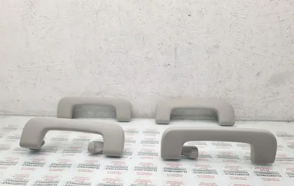 Seat Exeo (3R) A set of handles for the ceiling 8E0857608C 8E0857607D 8E0857607C