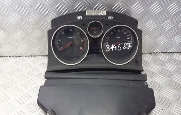 Opel Astra H Tachometer 13225988