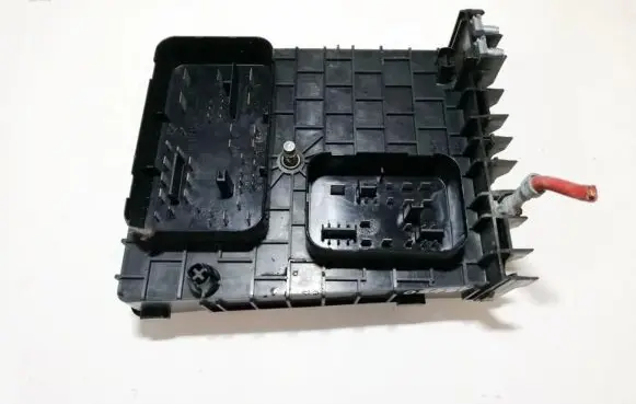 Volkswagen Golf V Fuse box set 1a130904