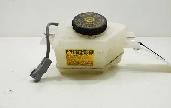 Lexus NX Brake fluid reservoir 4722048230