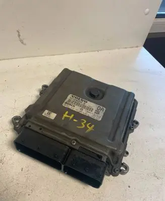 Volvo S60 Engine control unit/module 30729826 0281012103 30729826A