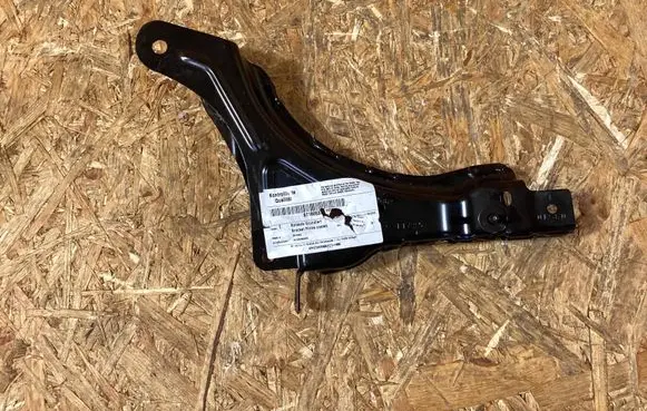 Porsche Panamera (976) Fender mounting bracket 971805373YGRV