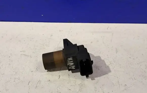 Mercedes-Benz E W211 Camshaft position sensor A0031539728