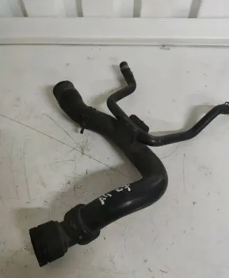 Audi A4 S4 B7 8E 8H Engine coolant pipe/hose 8e0121101c