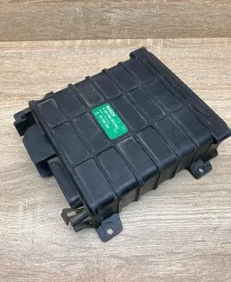 Audi 80 90 B3 Engine control unit/module ECU 811906264 0280800104