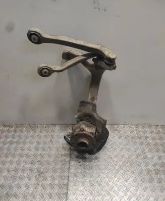 Audi A6 S6 C6 4F Front wheel hub