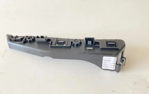 Fiat 500E Front bumper mounting bracket 52140749 SD1031