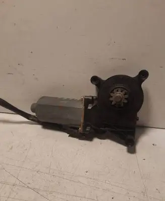 Mercedes-Benz C W202 Front door electric window regulator 0130821639
