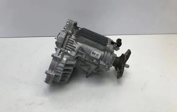 Mazda CX-60 Gearbox transfer box case D301110039