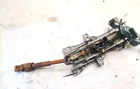 Ford Focus Steering wheel axle 4m513c529fc 4m51-3c529-fc