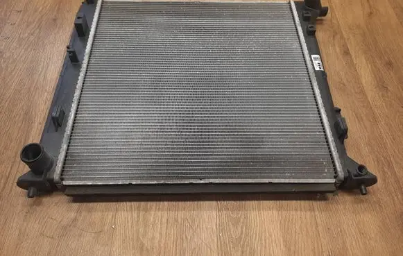 KIA Sportage Coolant radiator R200NFFFA0