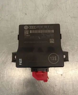 Audi A4 S4 B8 8K Gateway control module 8R0907468A