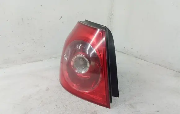 Volkswagen Golf V Rear/tail lights 1K6945095M