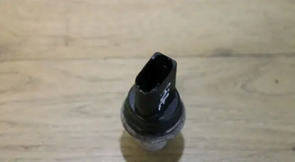 Volkswagen Sharan Air conditioning (A/C) pressure sensor 