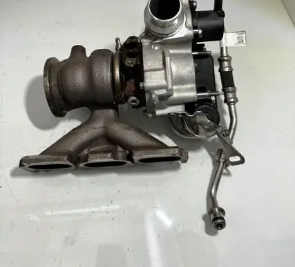 Nissan X-Trail T32 Turbo 144106434R