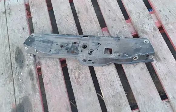 Opel Astra H Top upper radiator support slam panel 