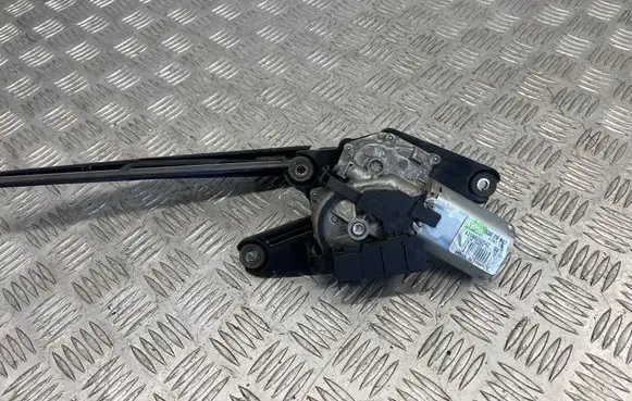Mercedes-Benz C W204 Rear window wiper motor A2048202542