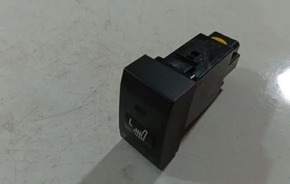 KIA Sorento Seat heating switch 937403E000