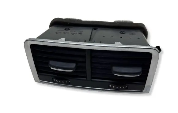 Audi Q7 4L Rear air vent grill 4L0819203K