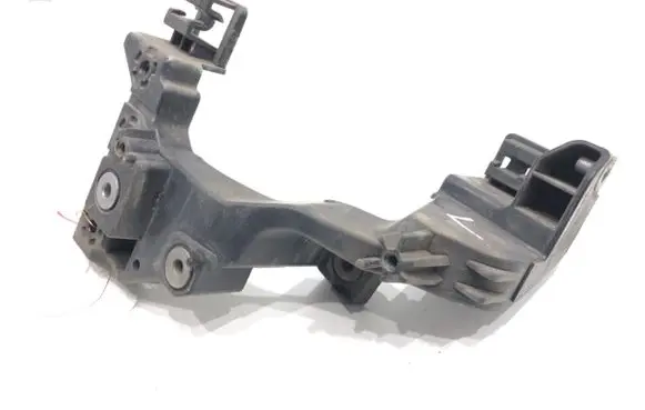 KIA Ceed Front bumper mounting bracket 