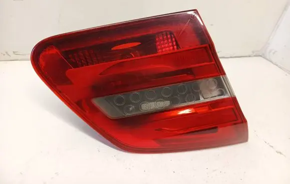 Mercedes-Benz B W246 W242 Tailgate rear/tail lights A2469066300 607701