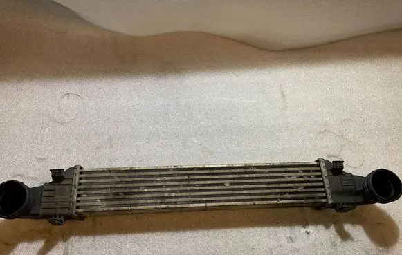 Mercedes-Benz E W211 Intercooler radiator A2115001102 2115001102