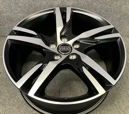 Volvo XC40 R18 alloy rim 31445812