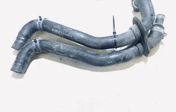 Audi A4 S4 B5 8D Engine coolant pipe/hose 8d0819371b