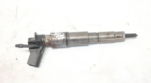 BMW X5 E70 Fuel injector 7792721 779272107