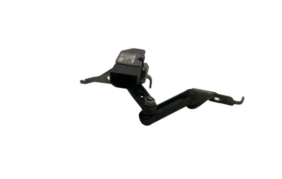 Volvo XC90 Rear air suspension level height sensor 31360331