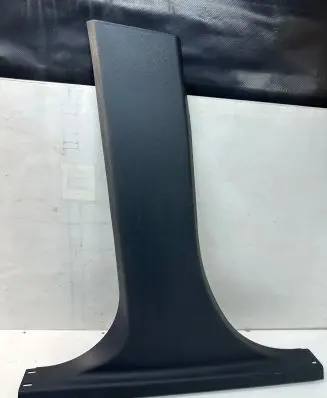 (B) pillar trim (bottom)