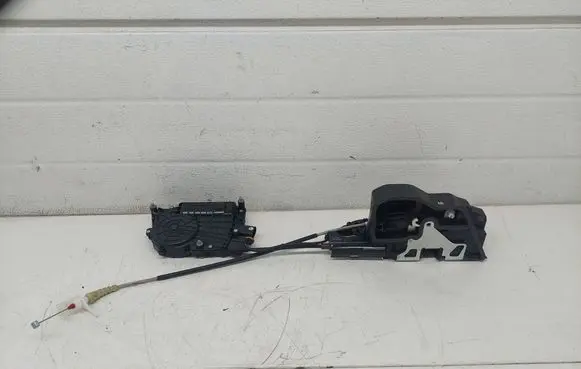 BMW 7 F01 F02 F03 F04 Front door lock 7185688 Z0890