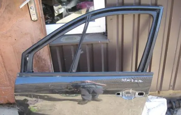 Renault Scenic II - Grand scenic II Front door