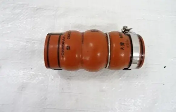 Intercooler hose/pipe