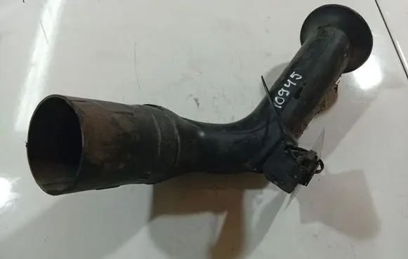 Nissan Almera Tino Air intake hose/pipe 