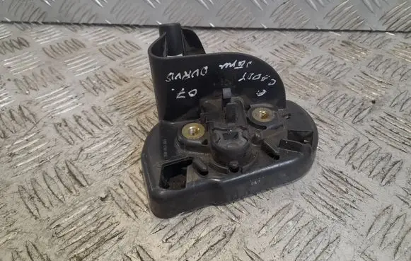 Volkswagen Caddy Sliding door lock 7H0843603