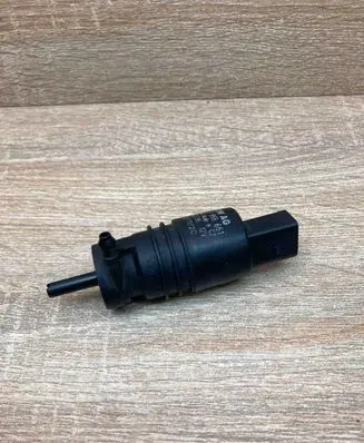 Skoda Superb B6 (3T) Windscreen/windshield washer pump 1K5955651