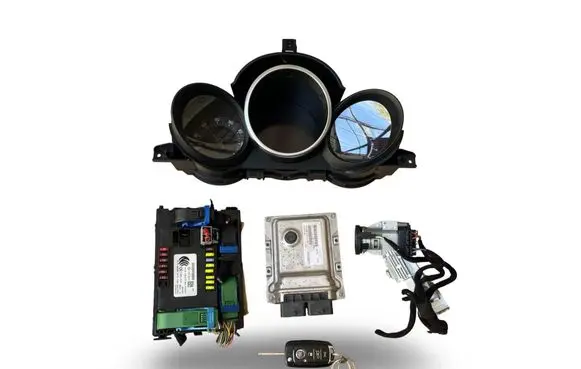 Fiat 500X Engine ECU kit and lock set BC0123098C 55258825