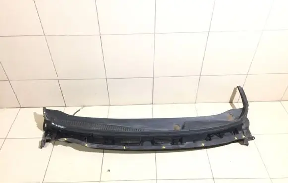 Nissan Note (E11) Wiper trim 668629U100