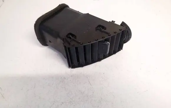 Toyota Prius (XW20) Dash center air vent grill 5506147010 55061-47010