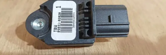 Citroen C1 Airbag deployment crash/impact sensor 8983102020